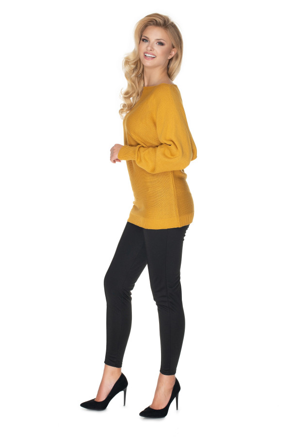 Voľný sveter s netopierími rukávmi model 70003 horčicový