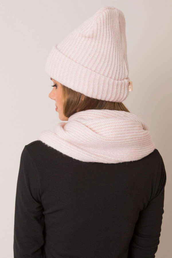 Komplet - dámska čiapka + šál model 2013 pudrovo ružový
