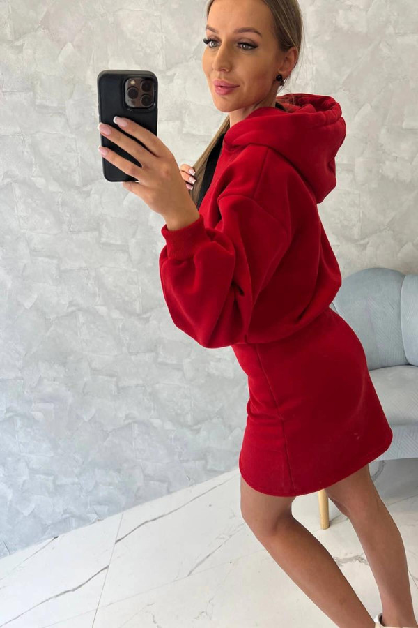 Zateplené mikinové šaty s kapucňou model 9432 červené