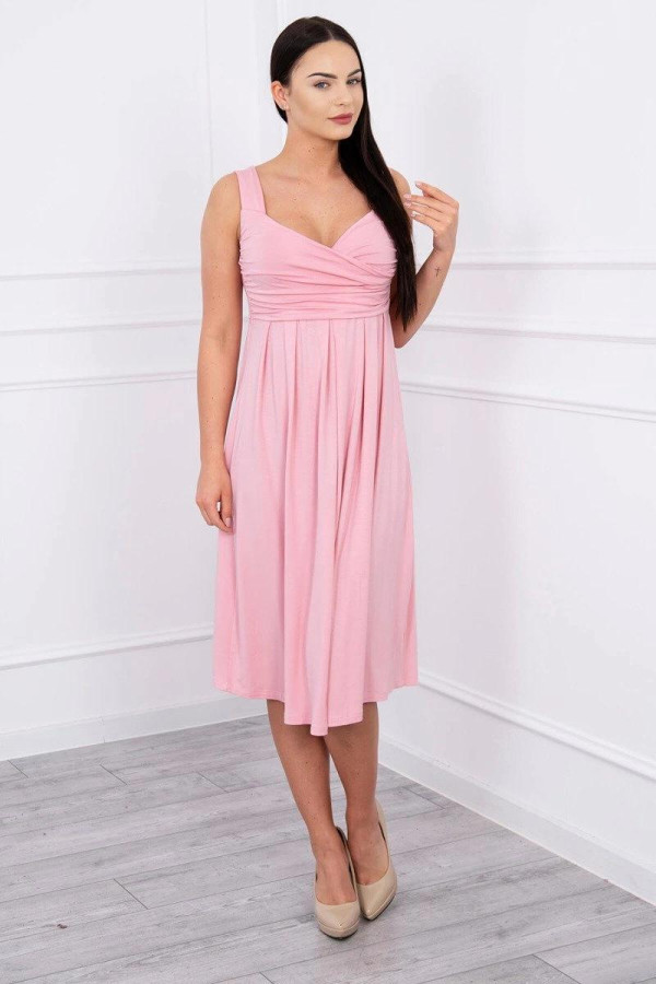 Voľné šaty so širokými ramienkami model 61063 pudrovo ružové