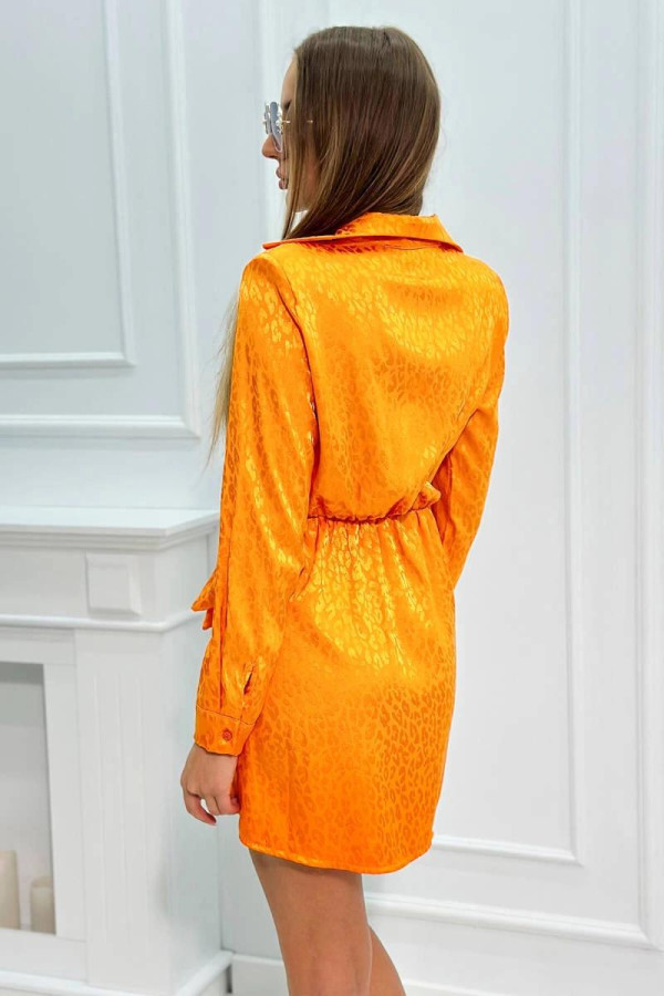 Lesklé šaty s preväzom v páse model 19797 oranžové