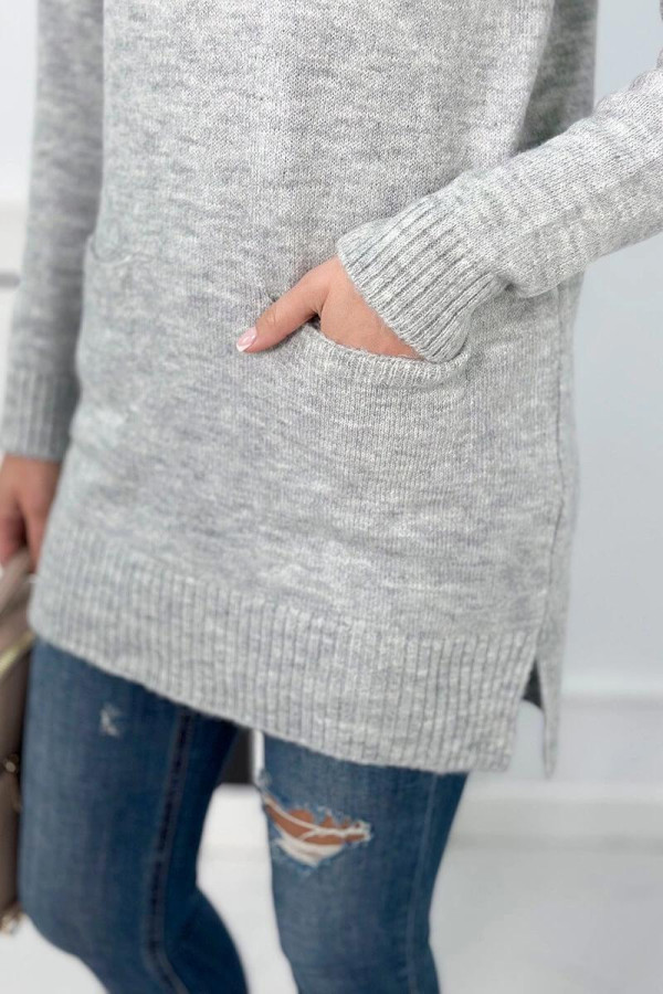 Úpletový sveter s rozparkami, vreckami a stojačikom šedý
