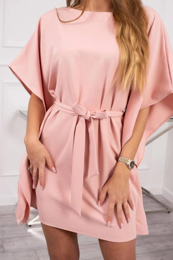 Oversize šaty s netopierími rukávmi a viazankou v páse ružové