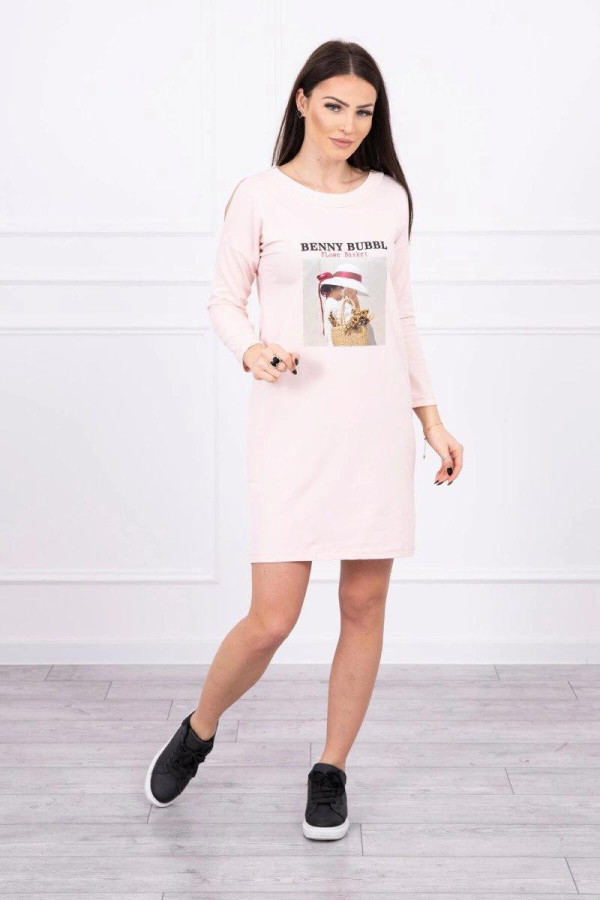 Šaty s grafikou ženy s košíkom model 66858 pudrovo ružové