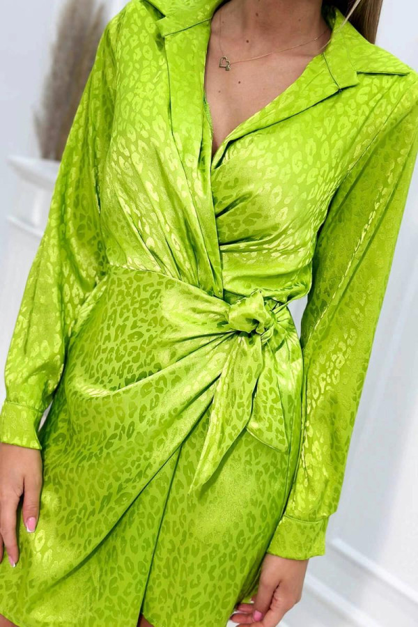 Lesklé šaty s preväzom v páse model 19797 zelené