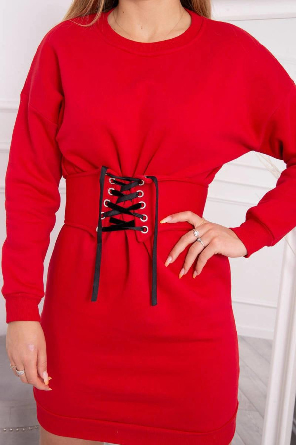 Zateplené šaty s ozdobným širokým opaskom model 9362 červené