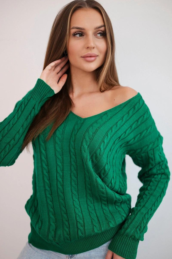 Úpletový sveter s vrkočovým vzorom a véčkovým výstrihom zelený