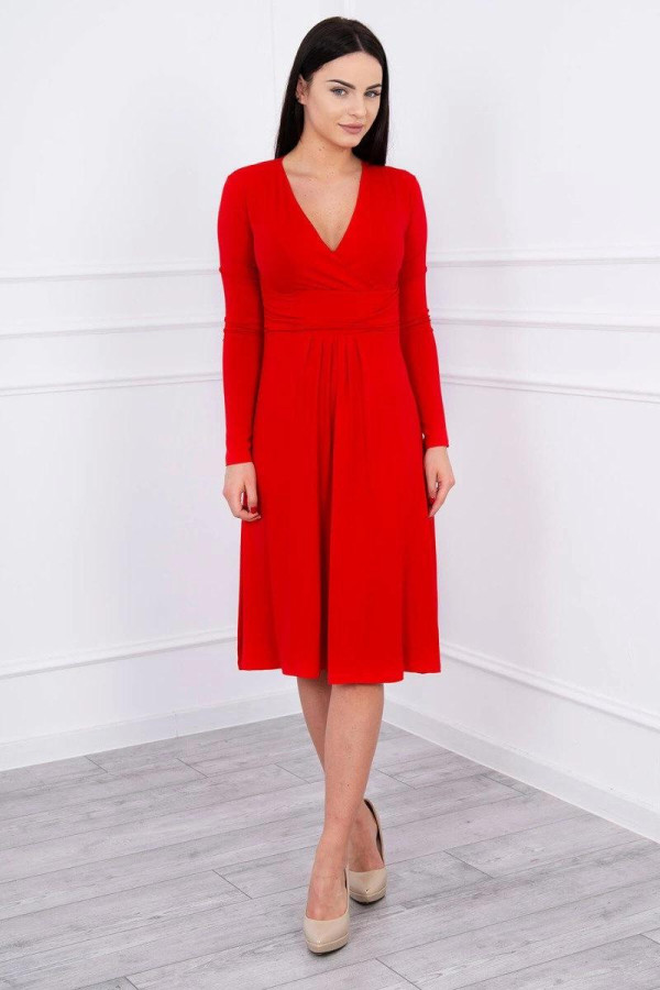 Voľné šaty s preväzom pod hrudníkom model 8315 červené