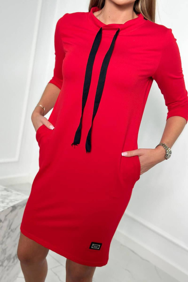 Bavlnené šaty s viazaním pri krku model 9438 červené