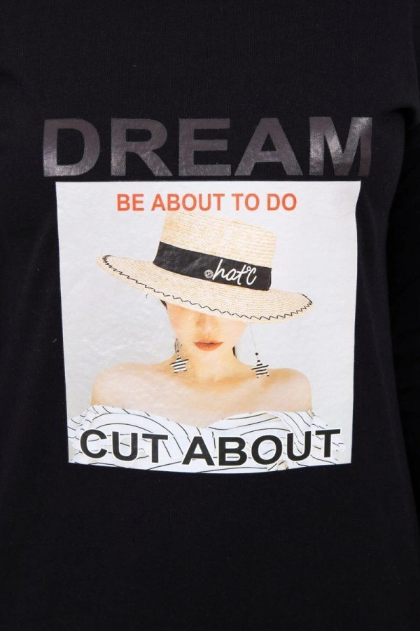 Šaty s grafikou ženy v klobúku a nápisom Dream čierne