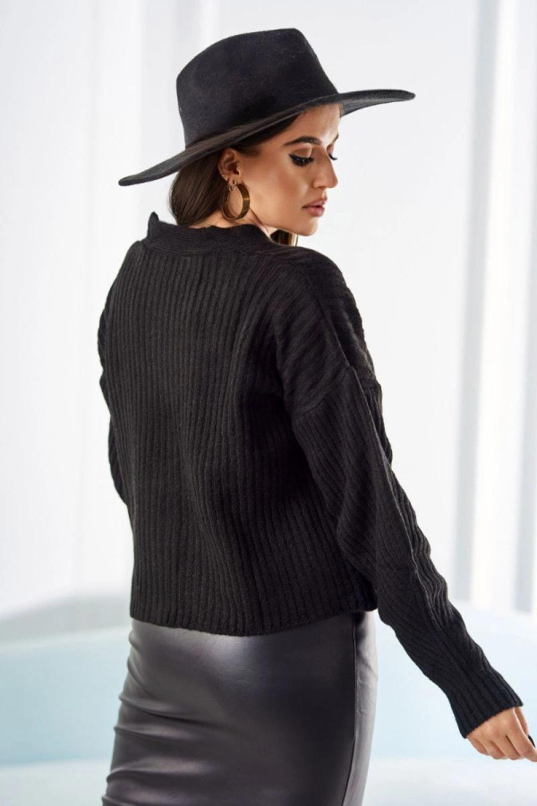 Krátky vrúbkovaný sveter s gombíkmi model 2024-11 čierny